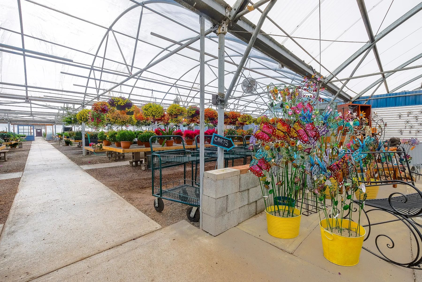 Garden Avenue Greenhouse
